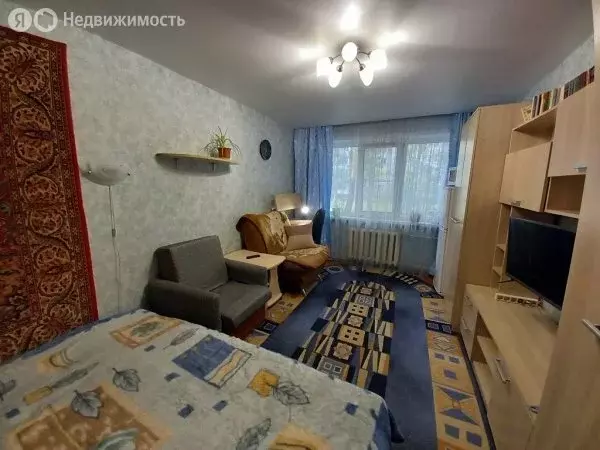 1к в 3-комнатной квартире (15 м) - Фото 1