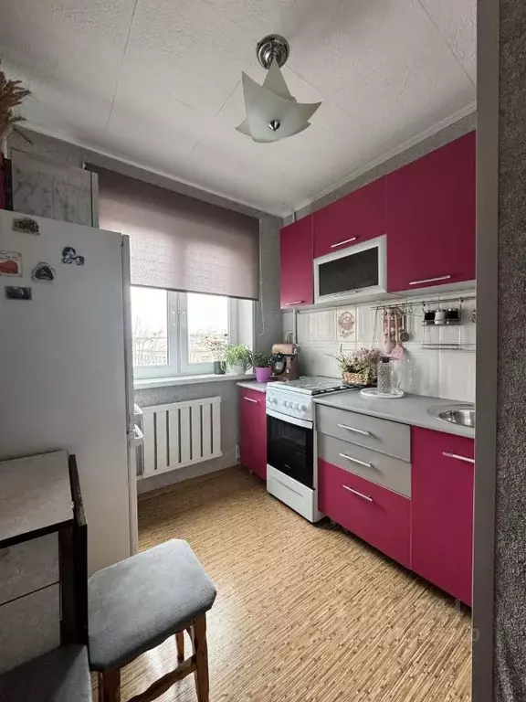 2-к кв. Красноярский край, Красноярск ул. 60 лет Октября, 37 (48.3 м) - Фото 1