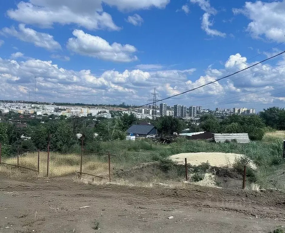 Участок в Волгоградская область, Волгоград Нефтяник-2 СНТ,  (5.6 сот.) - Фото 1