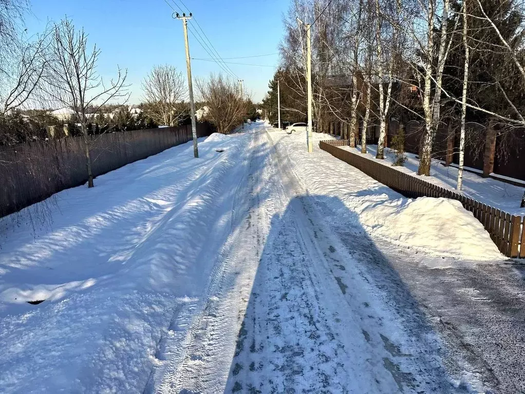 Участок в Московская область, Домодедово городской округ, с. Красный ... - Фото 1