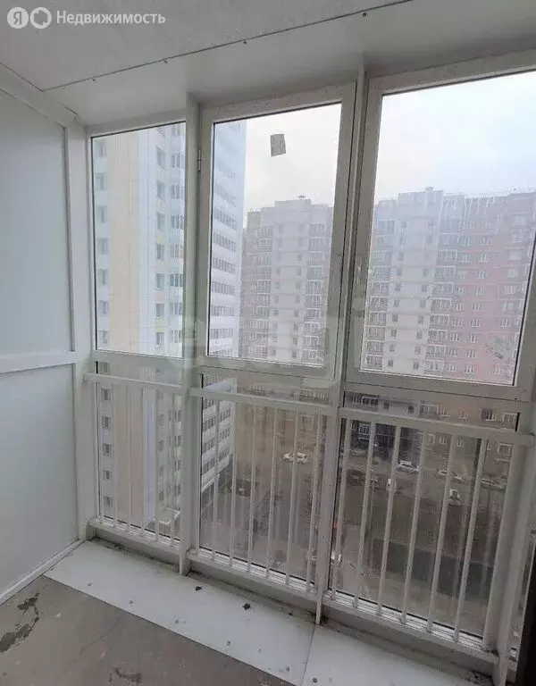 Квартира-студия: Красноярск, Судостроительная улица, 27В (29.6 м) - Фото 2