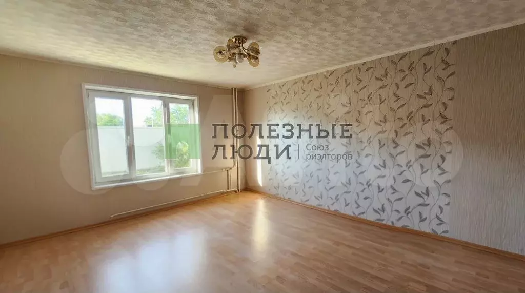 3-к. квартира, 55 м, 3/9 эт. - Фото 1