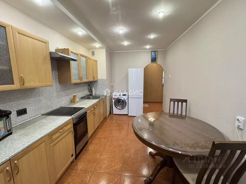 2-к кв. Владимирская область, Владимир ул. Комиссарова, 4а (56.2 м) - Фото 2