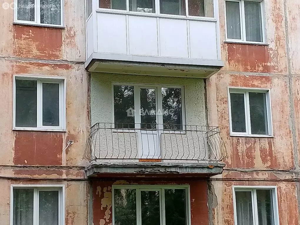 2-комнатная квартира: Кемерово, улица 9 Января, 4 (45 м) - Фото 1