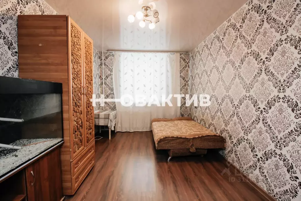 4-к кв. Новосибирская область, Новосибирск ул. Сердюкова, 2 (75.0 м) - Фото 1