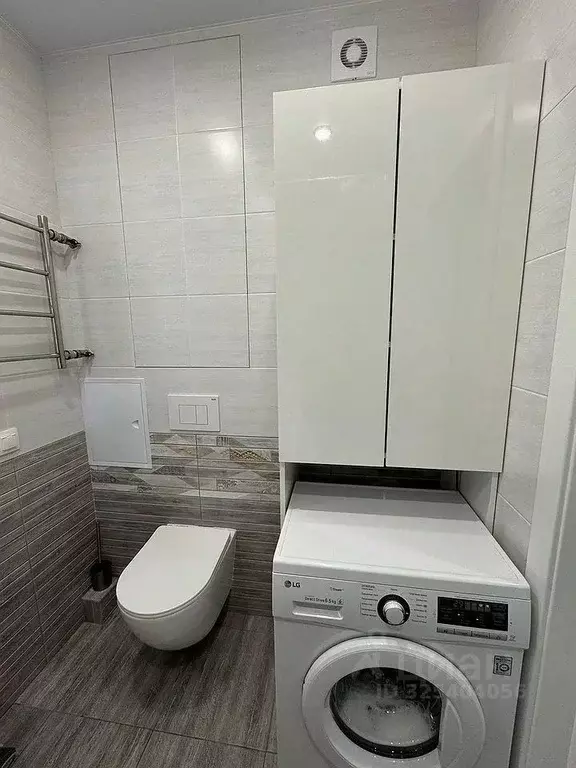 2-к кв. Тюменская область, Тюмень ул. Заполярная, 11к1 (67.0 м) - Фото 2