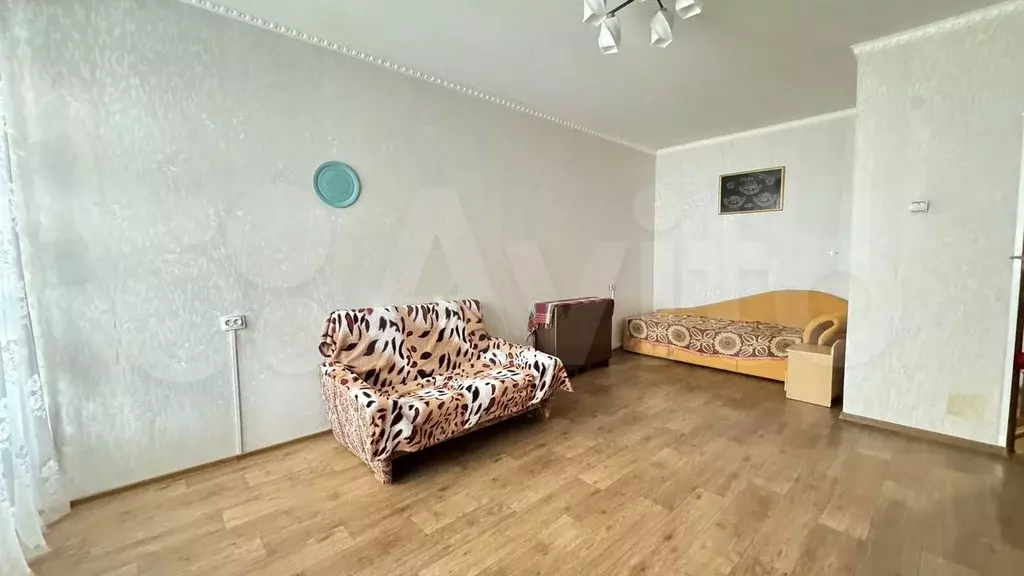 1-к. квартира, 38 м, 5/10 эт. - Фото 1