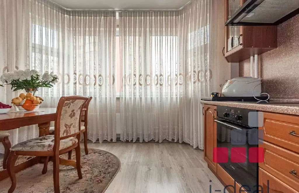 Продается 2-комнатная квартира - Фото 1