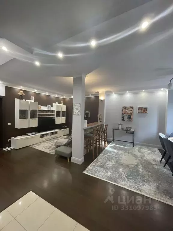 Квартира, 3 комнаты, 90 м - Фото 1