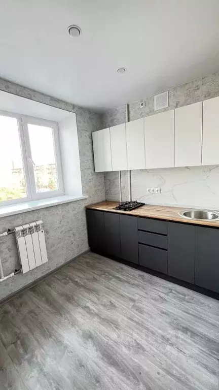 2-к кв. Омская область, Омск ул. Романенко, 12 (45.3 м) - Фото 1