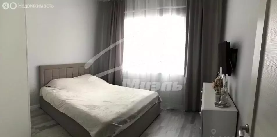 3-комнатная квартира: Голубое, Парковый бульвар, 2к5 (66 м) - Фото 1