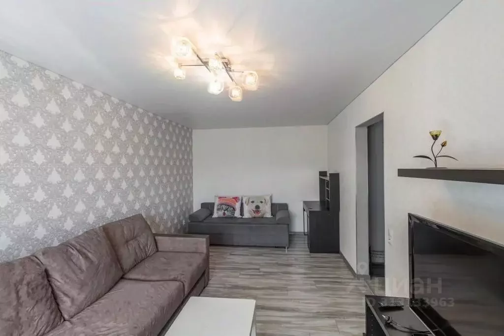 1-к кв. Омская область, Омск просп. Карла Маркса, 49 (54.0 м) - Фото 2