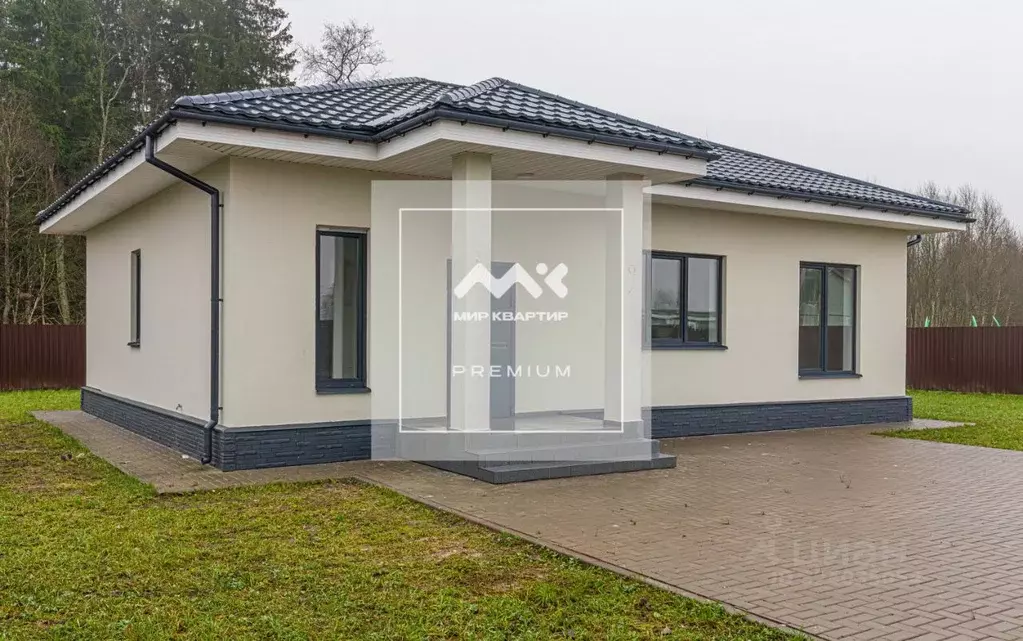 Дом в Ленинградская область, Волосовский район, Рабитицкое с/пос, д. ... - Фото 1