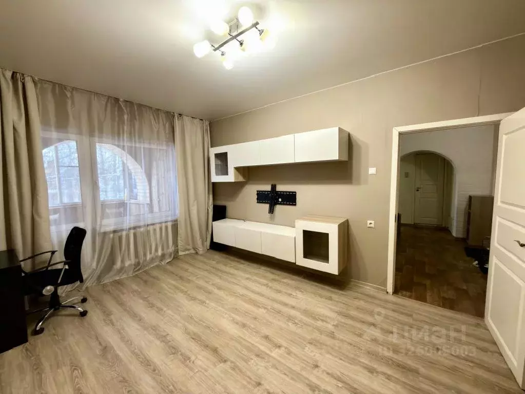 Продается 2-комнатная квартира - Фото 1