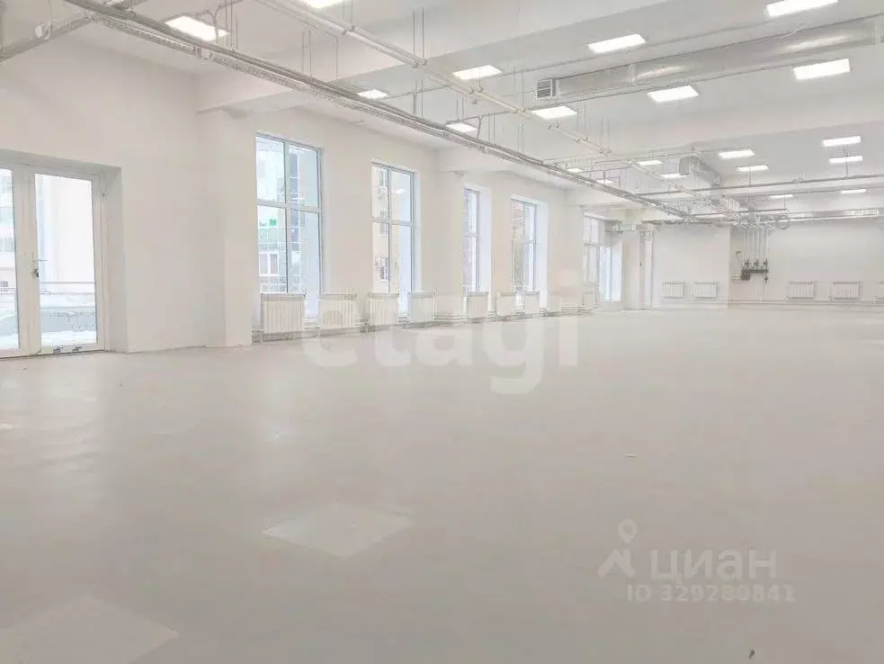 Помещение свободного назначения в Белгородская область, Белгород ул. ... - Фото 1