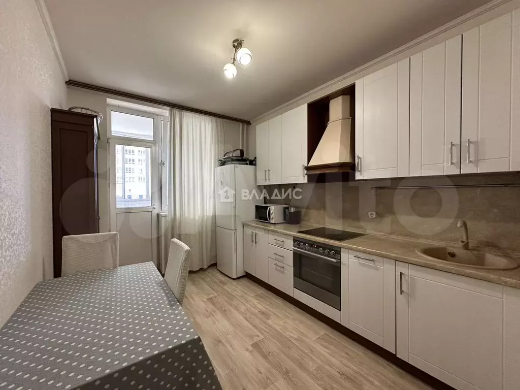 1-к. квартира, 43,1 м, 3/25 эт. - Фото 0