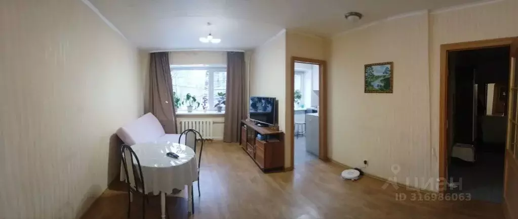 3-к кв. Коми, Сыктывкар ул. Чернова, 20 (56.6 м) - Фото 0