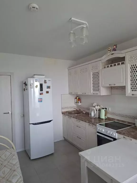 1-к кв. Тюменская область, Тюмень Полевая ул., 117к5 (35.8 м) - Фото 1