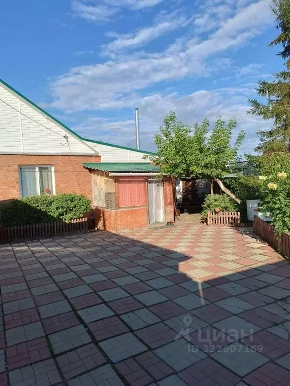 Дом в Омская область, Омский район, с. Красноярка Советская ул. (86 м) - Фото 2