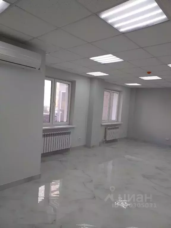 Помещение свободного назначения в Волгоградская область, Волгоград ул. ... - Фото 1