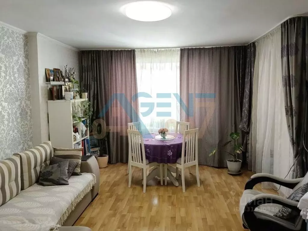 3-к кв. Белгородская область, Белгород ул. Калинина, 3 (70.2 м) - Фото 1