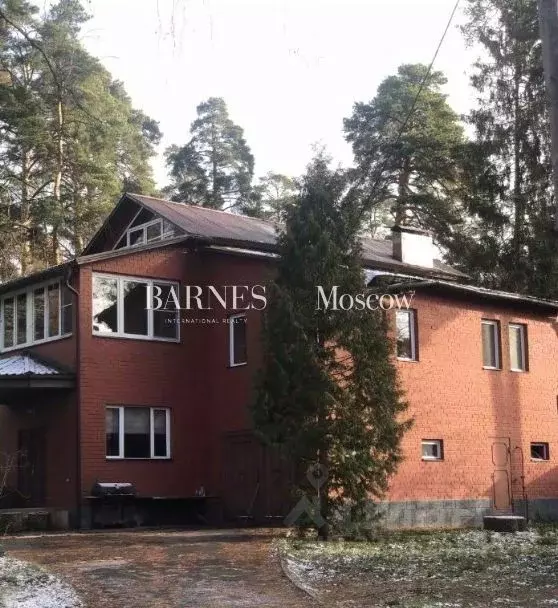 Дом в Московская область, Одинцовский городской округ, д. Барвиха, ... - Фото 0