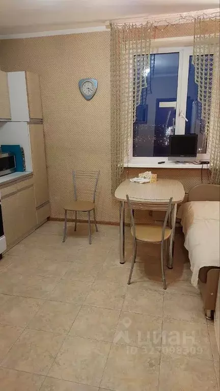 3-к кв. Москва Пятницкое ш., 16К4 (80.0 м) - Фото 1