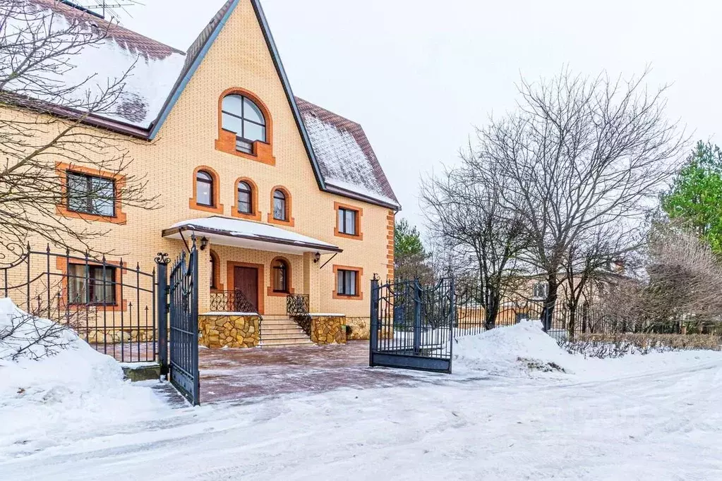 Дом в Московская область, Солнечногорск Полевая ул., 1 (550 м) - Фото 1