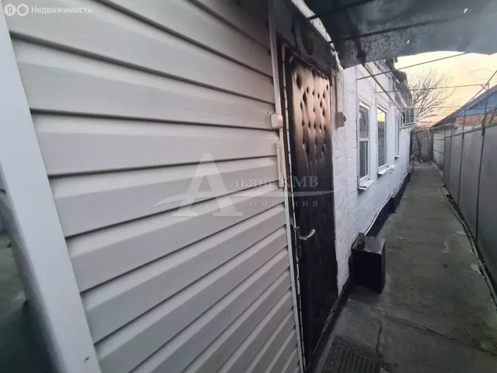 Дом в Краснокумское, Лесная улица (78 м) - Фото 1