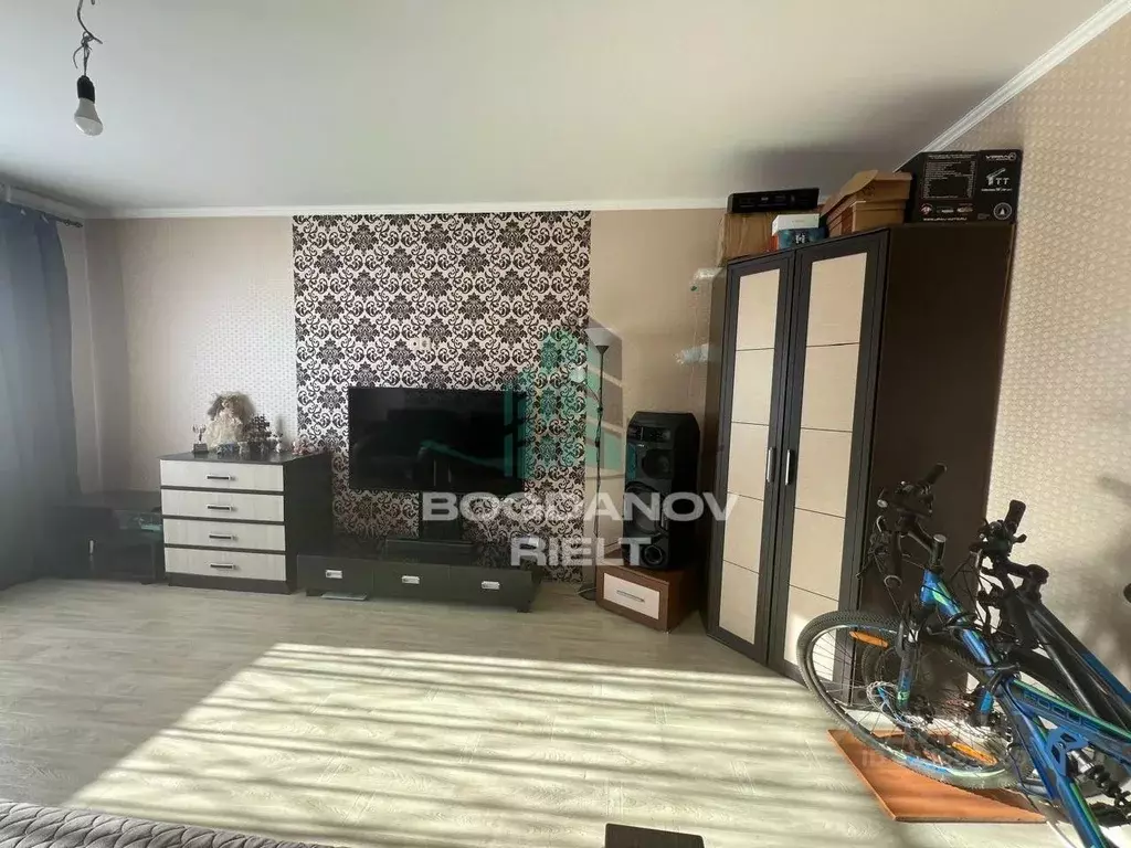 2-к кв. Омская область, Омск Волгоградская ул., 30 (53.0 м) - Фото 1