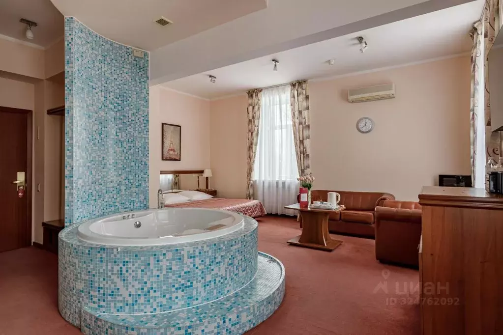 Комната Москва Гостиничная ул., 1 (55.0 м) - Фото 1