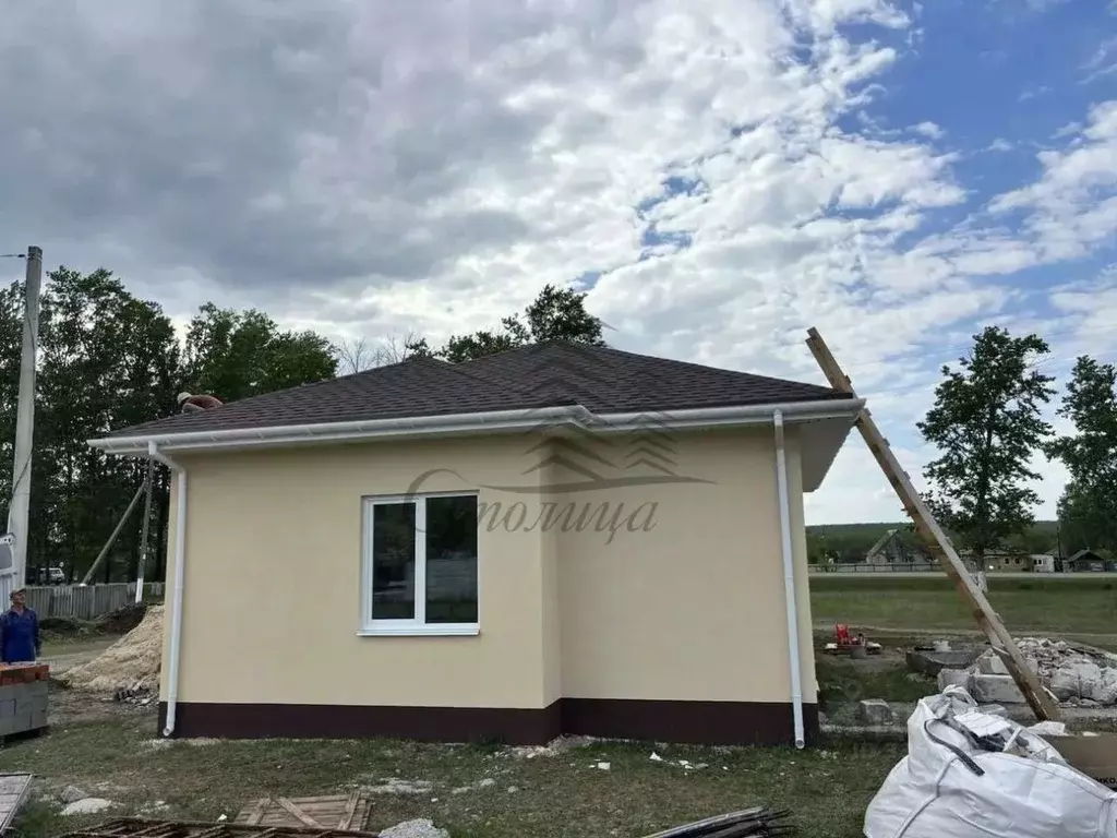 Дом в Белгородская область, Старооскольский городской округ, с. ... - Фото 2