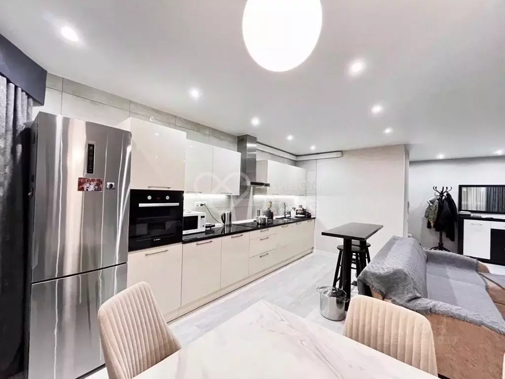 3-к кв. Волгоградская область, Волгоград бул. 30-летия Победы, 15А ... - Фото 1