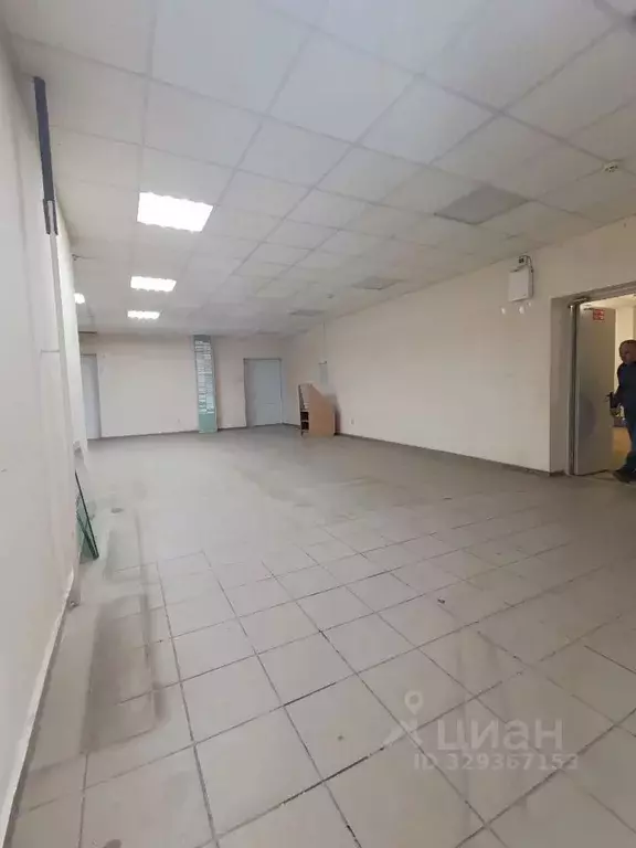 Помещение свободного назначения в Кировская область, Киров ул. Андрея ... - Фото 2