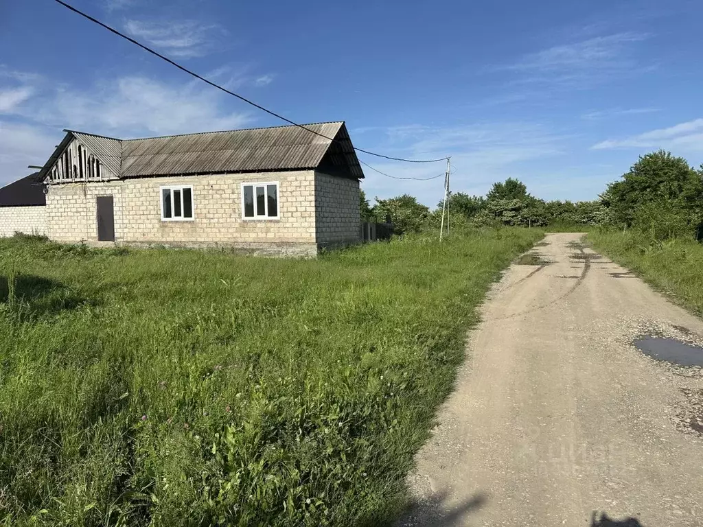 Участок в Чеченская республика, Урус-Мартановский район, Гойское ... - Фото 2