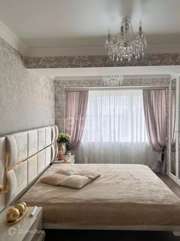 Продаётся 4-к квартира, 140 м - Фото 0