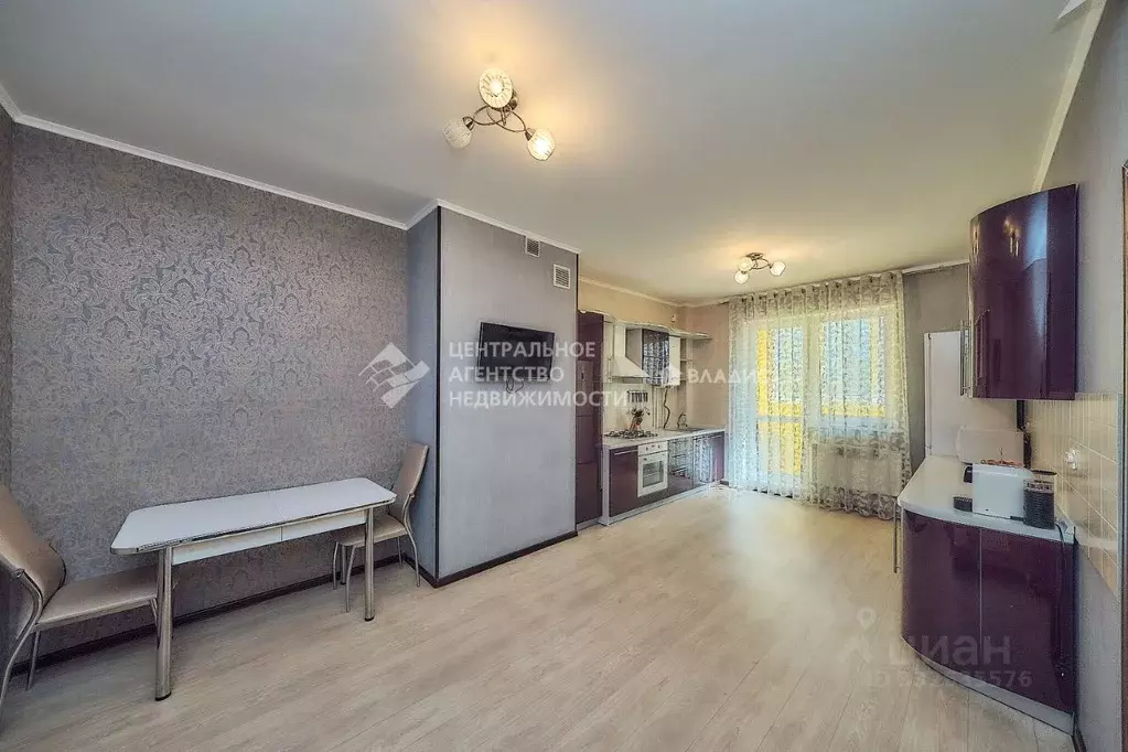 2-к кв. Рязанская область, Рязань Октябрьская ул., 65 (76.5 м) - Фото 1
