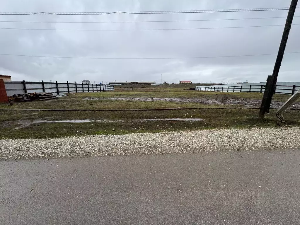 Участок в Саха (Якутия), Якутск городской округ, с. Сырдах ул. ... - Фото 1