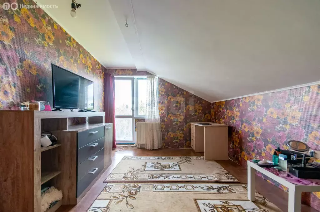 Дом в посёлок Долгоруково, улица Гагарина (211.9 м) - Фото 1
