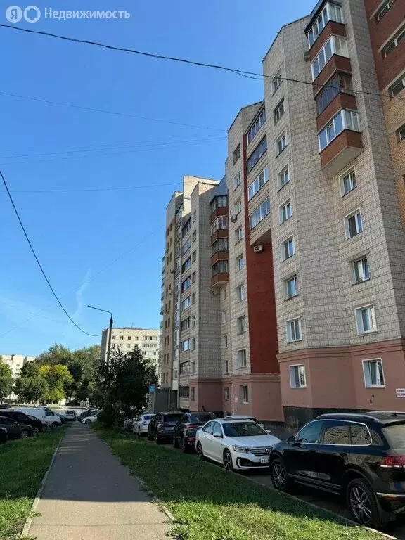 4-комнатная квартира: Киров, Октябрьский проспект, 155 (93.4 м) - Фото 0