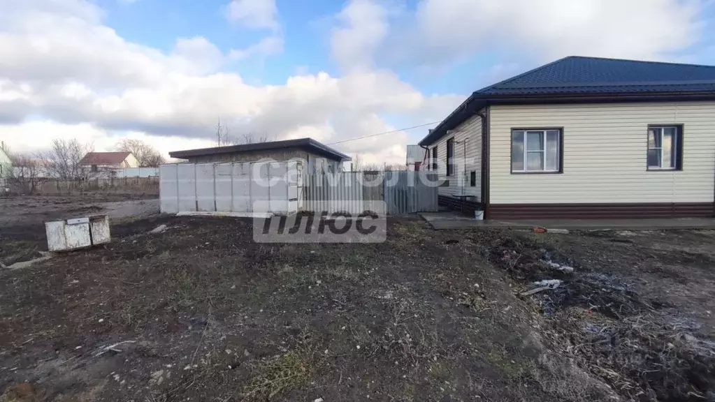 Коттедж в Белгородская область, Старооскольский городской округ, с. ... - Фото 1