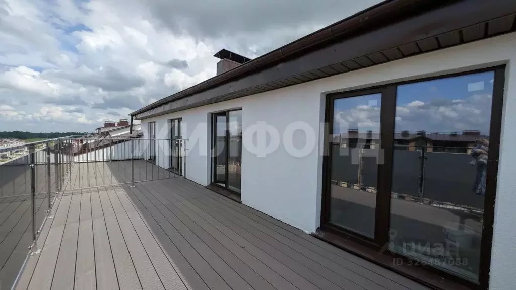 3-к кв. Новосибирская область, Мошковский район, пос. Октябрьский ул. ... - Фото 1