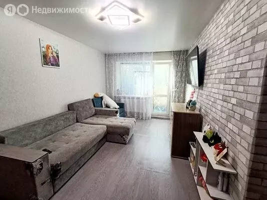 3-комнатная квартира: Ейск, улица Карла Маркса, 105 (60 м) - Фото 1