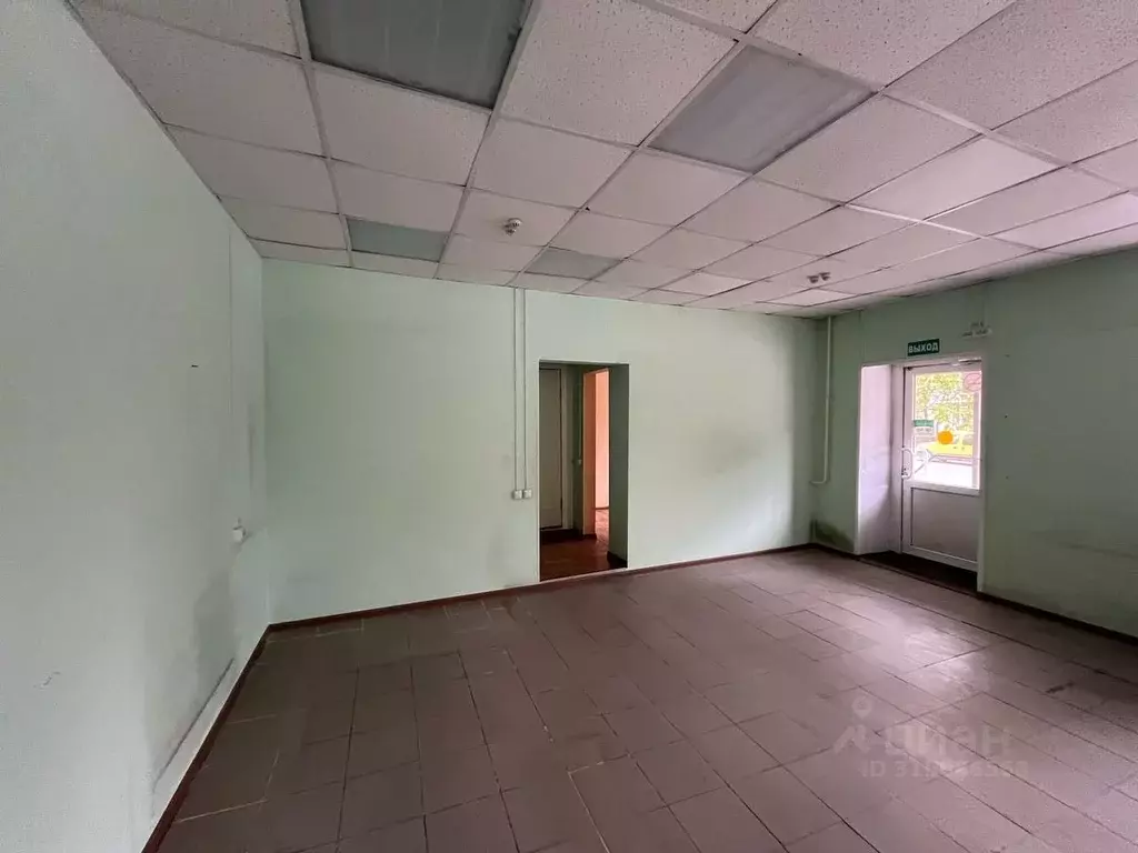 Помещение свободного назначения в Калужская область, Калуга ул. ... - Фото 1