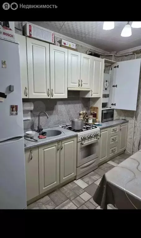 3-комнатная квартира: Цимлянск, улица Пушкина, 98 (62 м) - Фото 1