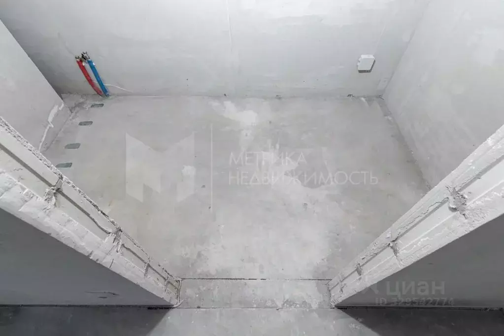 Студия Тюменская область, Тюмень Полевая ул., 108 (29.3 м) - Фото 0