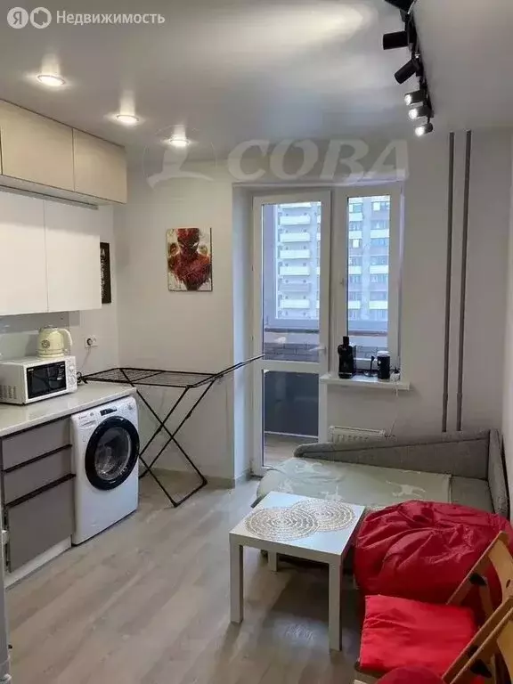 1-комнатная квартира: Тюмень, улица Раушана Абдуллина, 2к1 (33.8 м) - Фото 0