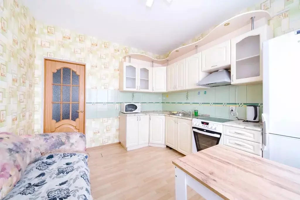 2-к кв. Амурская область, Благовещенск ул. Лазо, 55/1 (74.0 м) - Фото 1