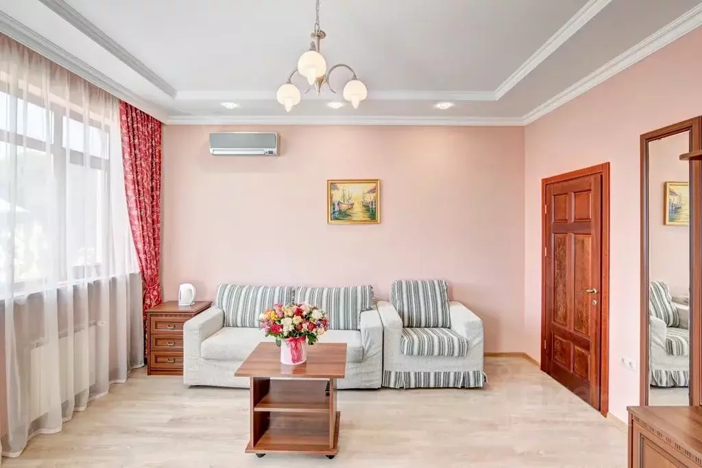 Комната Краснодарский край, Сочи Адлер жилрайон, ул. ... - Фото 1