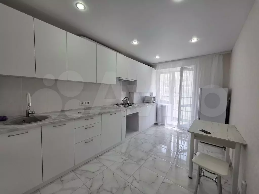 1-к. квартира, 39 м, 6/9 эт. - Фото 1